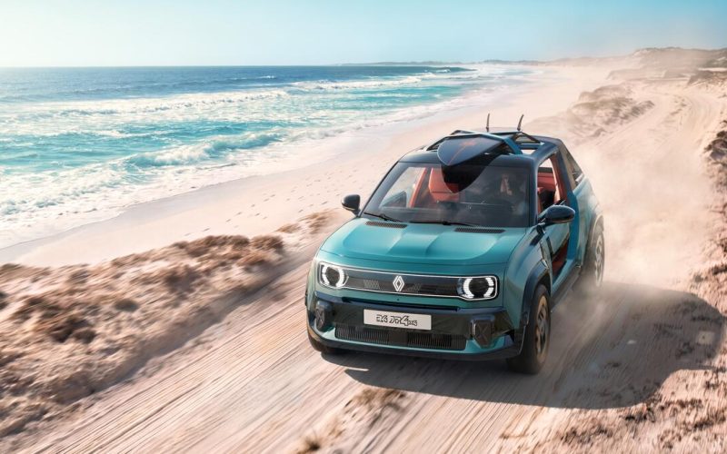 Renault 4 JP4x4 Concept sahil yolunda elektrikli dört tekerlekten çekişli konsept araç