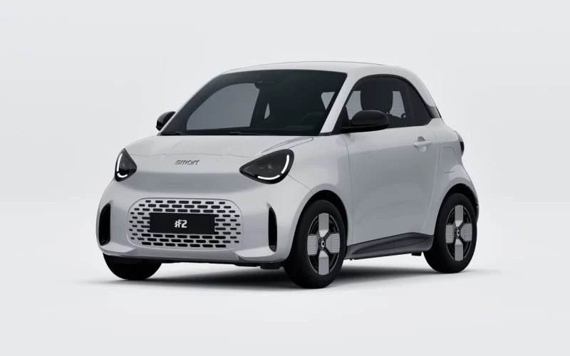 Paris'te tanıtılan iki kişilik elektrikli smart #2 Pure