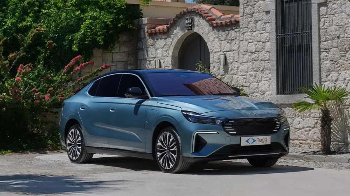Togg T10F elektrikli otomobil ve Ekim 2026 OTA yazılım güncellemesi