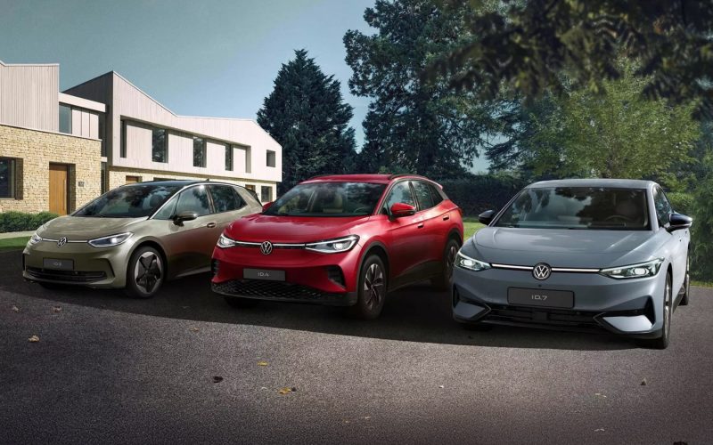 Volkswagen ID.3, ID.4 ve ID.7 elektrikli otomobilleri, üretici arşiv fotoğrafı